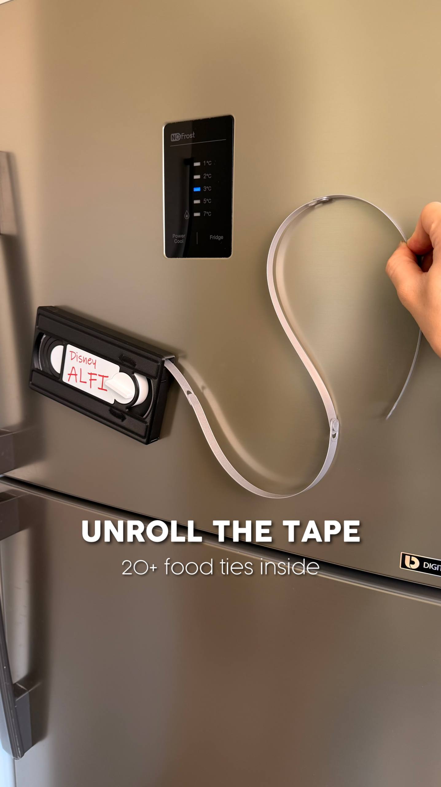 Retro VHS Tape Magnetic Bag Clip Dispenser – Rewindable Kitchen Organizer