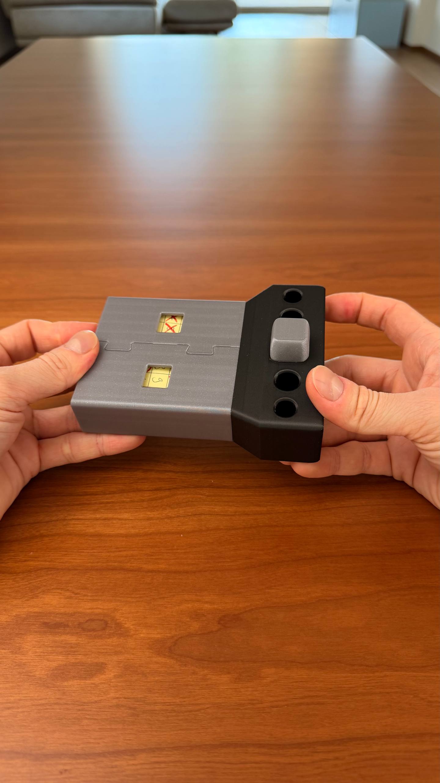 USB Note™ Magnetic Sticky Note Holder & Secret Desk Organizer